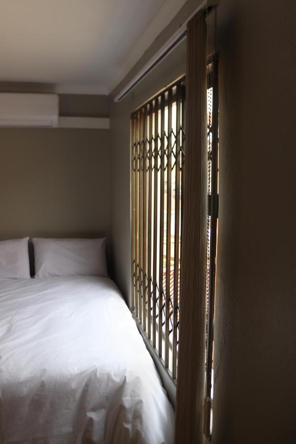 Tlelakufuma Guest House Johannesburg Buitenkant foto