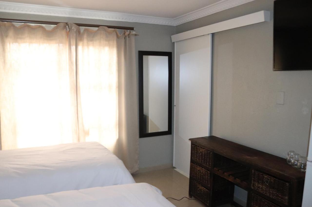 Tlelakufuma Guest House Johannesburg Buitenkant foto